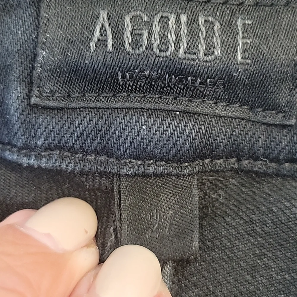 Agolde. Dark distressed  skinny denim jeans 26